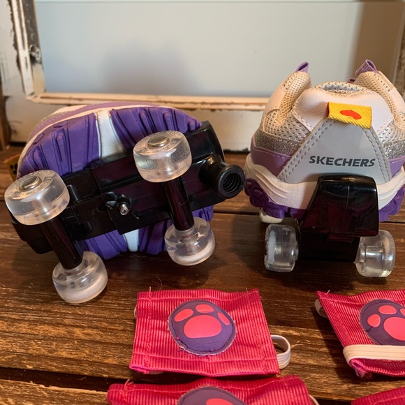 Build-A-Bear roller skates, shoes and pads - Picture 5 of 15